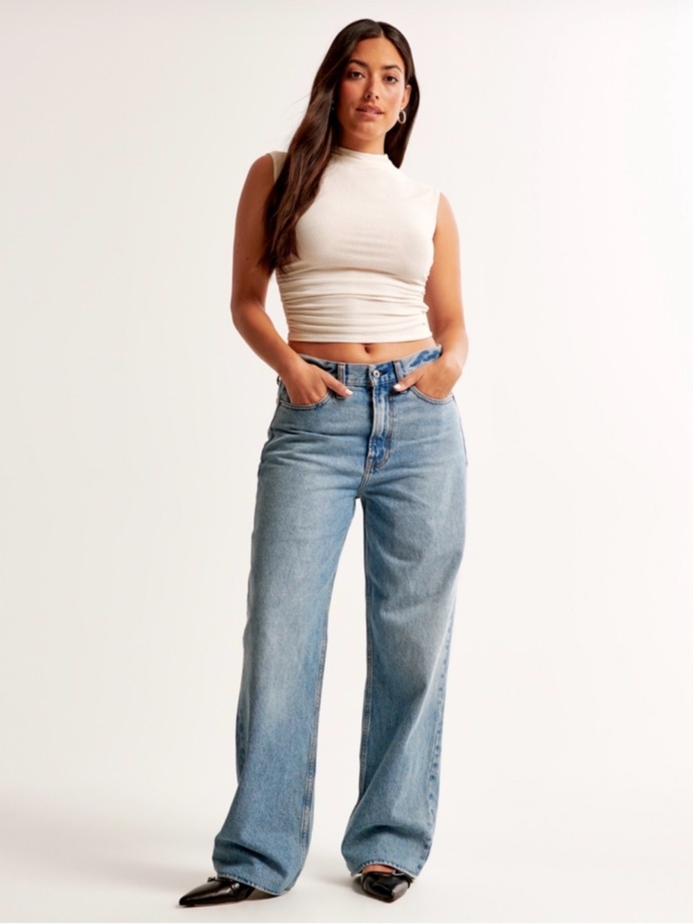 Mid Rise Abercrombie & Fitch Slouchy Jean 31L